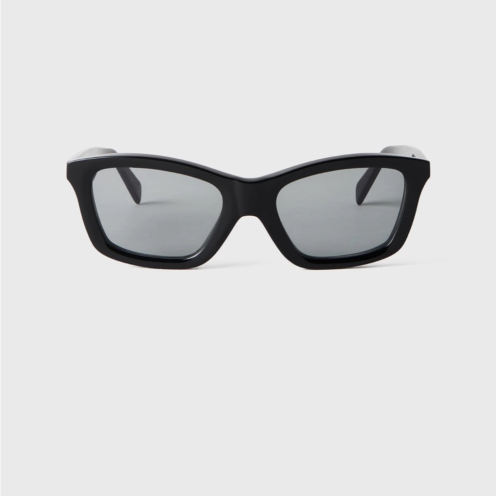 Toteme Classic Sunglasses